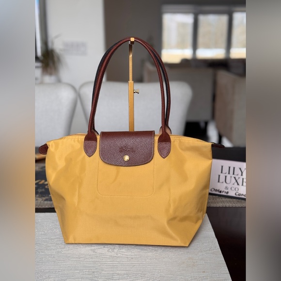 Longchamp Handbags - Longchamp Le Pliage Shopping Tote Bag Medium